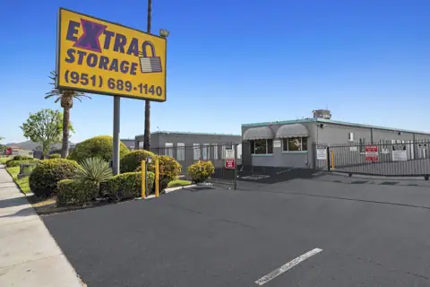 Extra Storage Riverside I in Riverside, CA