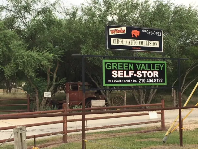 Green Valley Self Stor, RV storage in Cibolo