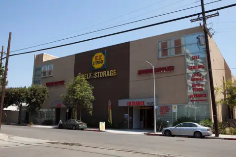 EZ Storage in Los Angeles, CA
