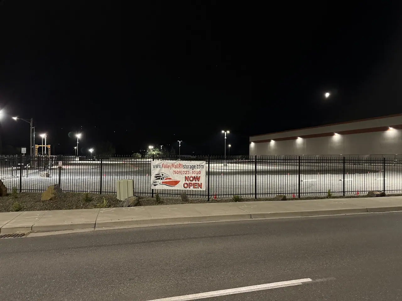 Valley Mall RV & Boat Storage, RV storage in Union Gap