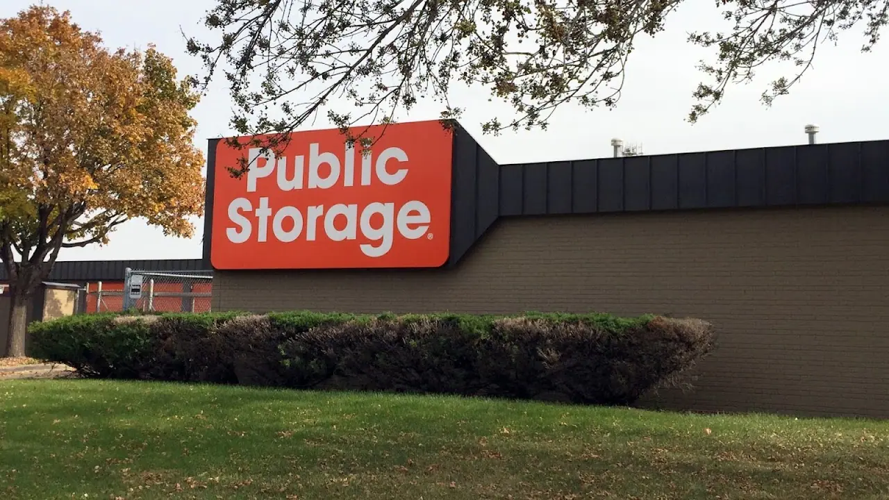 Public Storage, RV storage in Fridley