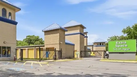 Extra Space Storage in Virginia Beach, VA