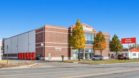 Public Storage in Flint, MI