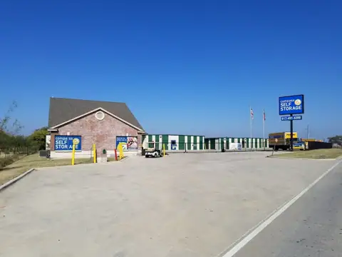 Compass Self Storage in Fort Worth, TX