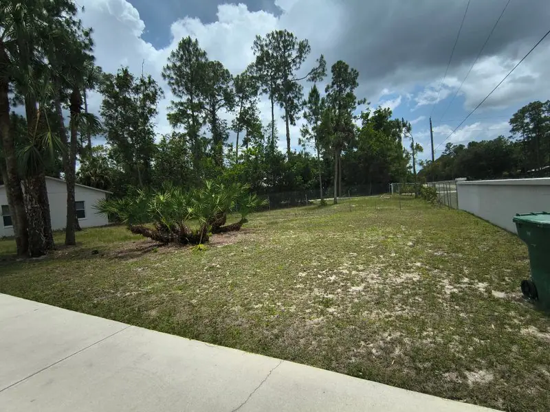 21st Street Southwest RV & Boat Storage, RV storage in Naples
