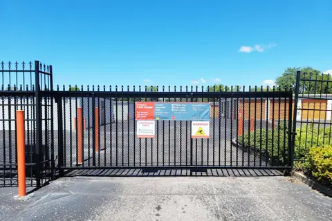 Public Storage photo 2