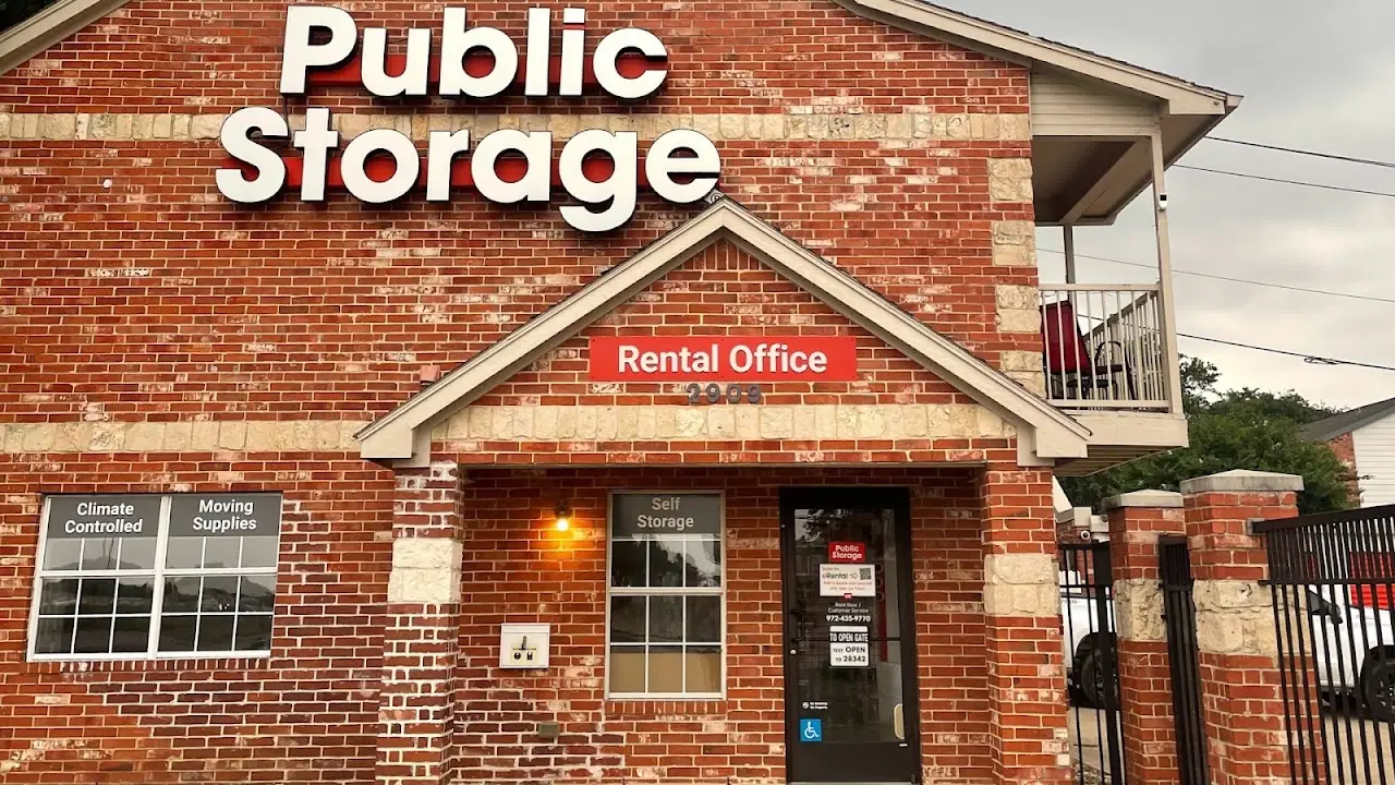 Public Storage, RV storage in Grand Prairie