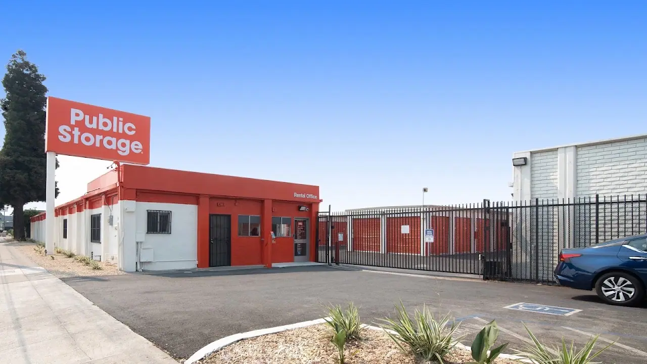 Public Storage, RV storage in Oakland