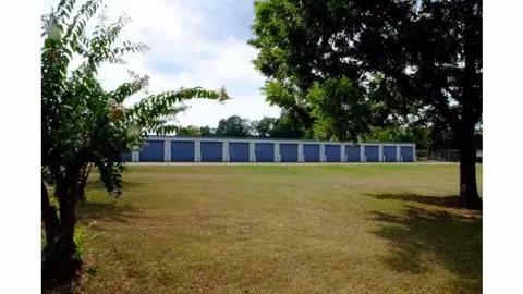 Spring Hill Self Storage in Longview, TX