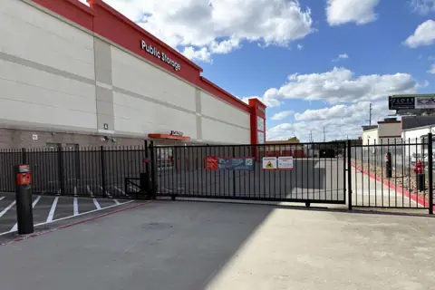 Public Storage photo 3