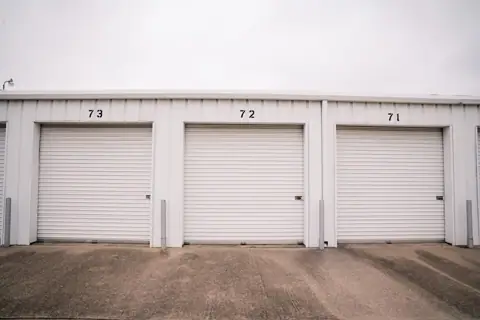 Stadium Mini Storage photo 3