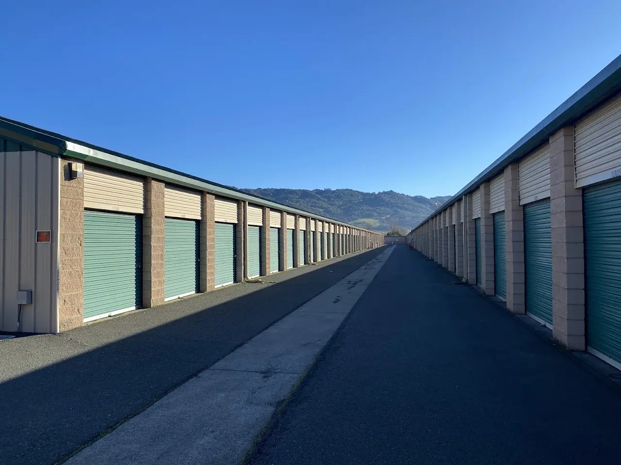 Santa Rosa Avenue Self Storage, RV storage in Santa Rosa