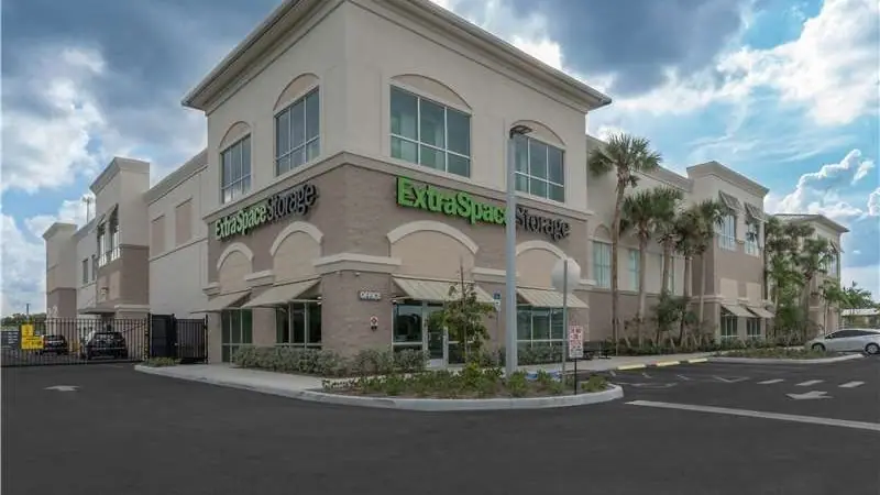 Extra Space Storage, RV storage in Port St. Lucie