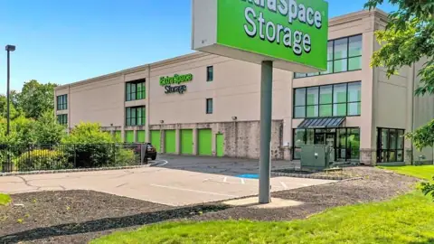 Extra Space Storage in Piscataway, NJ