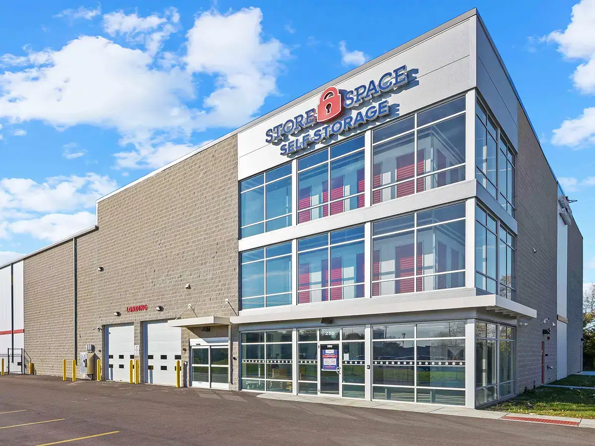 Store Space Self Storage, RV storage in South Elgin