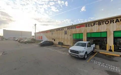U-Haul Trailer Hitch Super Center of Castleton photo 2