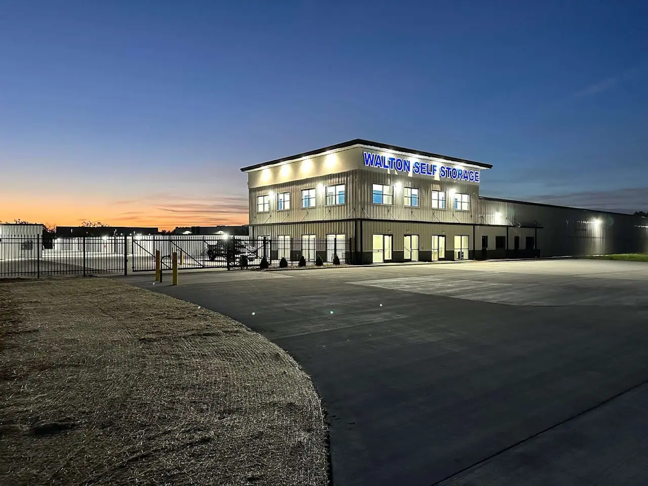 Walton Self Storage, RV storage in Walton