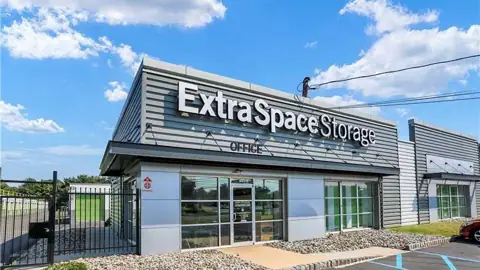 Extra Space Storage in Old Bridge, NJ