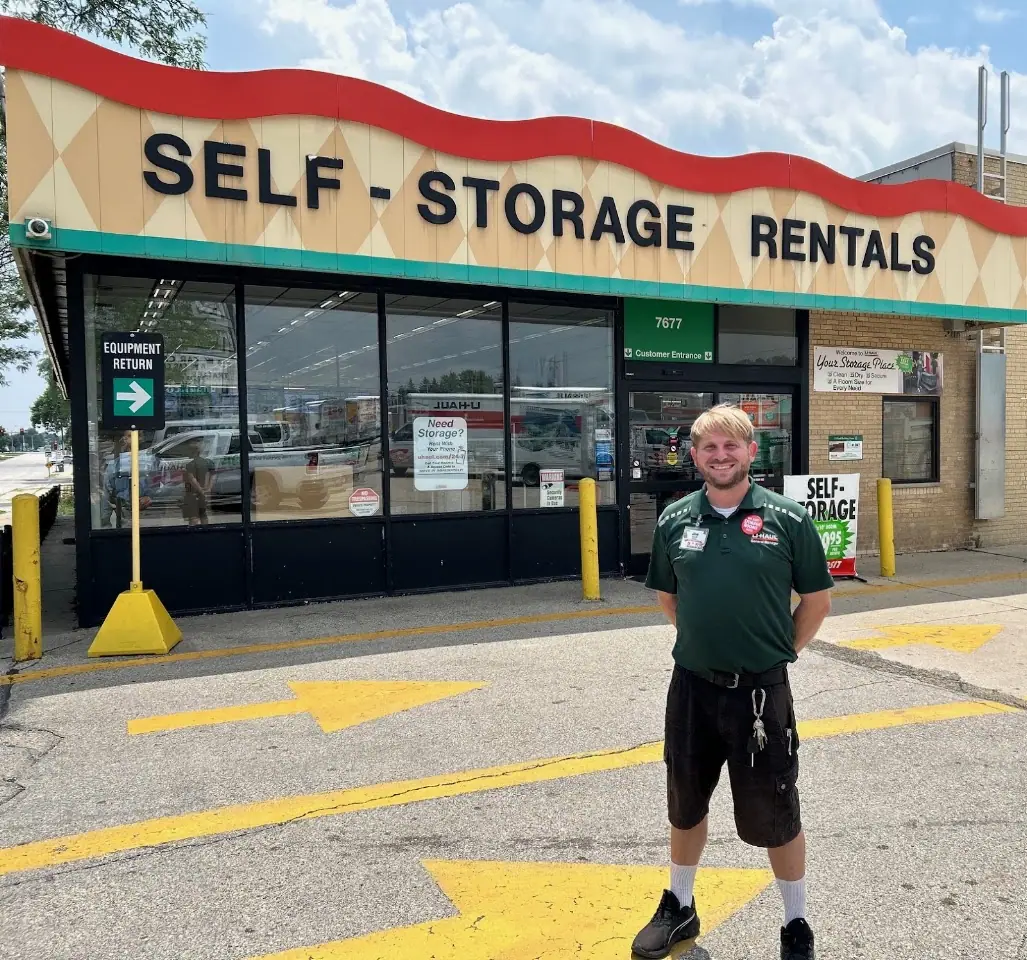 Self-Storage at U-Haul, RV storage in Milwaukee