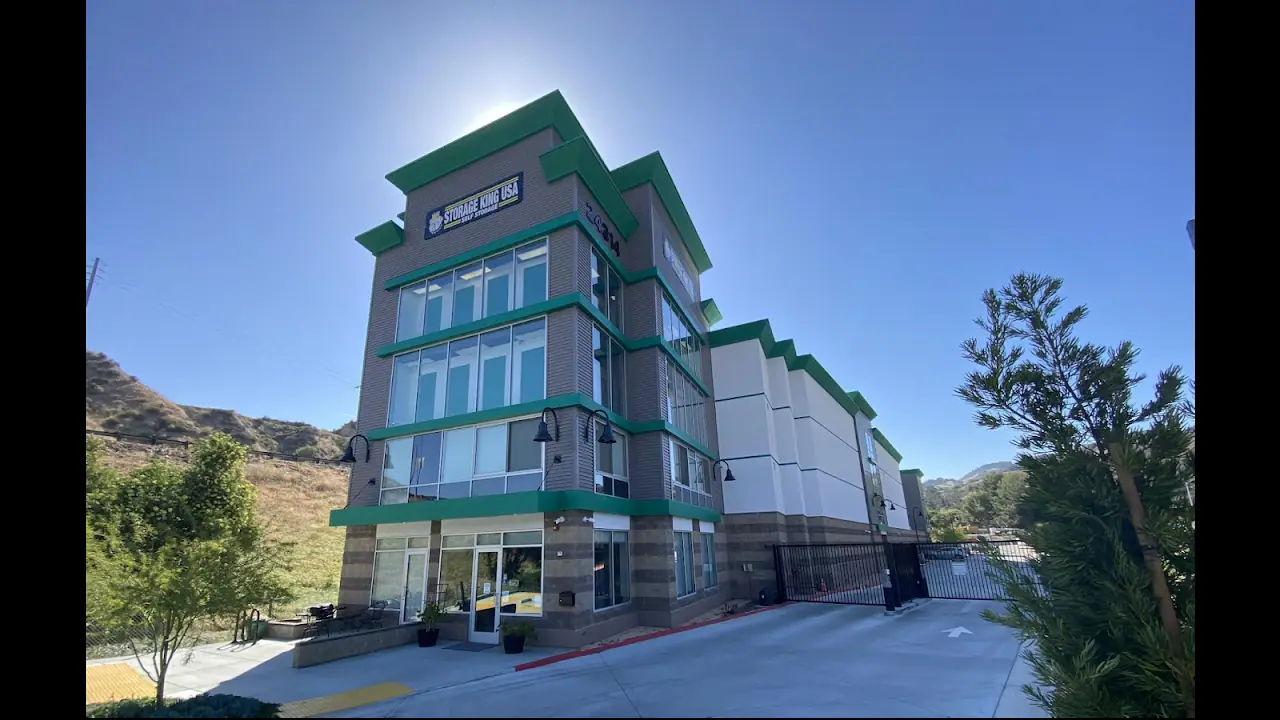 Storage King USA, RV storage in Newhall