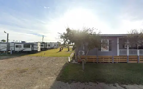 Mid-Cities RV Park photo 3