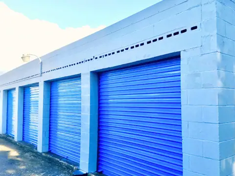 Radiant Storage - Beaumont photo 2