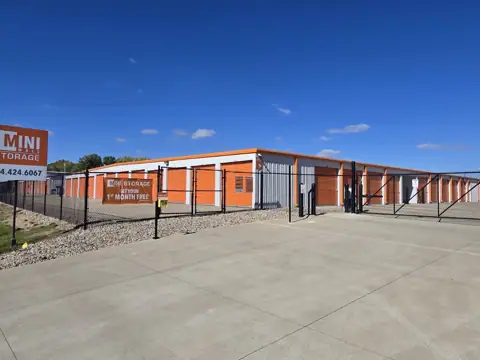 Mini Mall Storage - Parkersburg in Parkersburg, WV