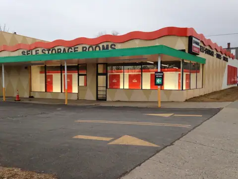 Self-Storage at U-Haul in Danbury, CT