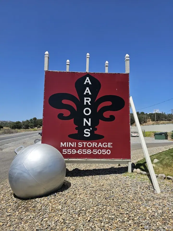 Aaron's Safe Mini Storit, RV storage in Coarsegold
