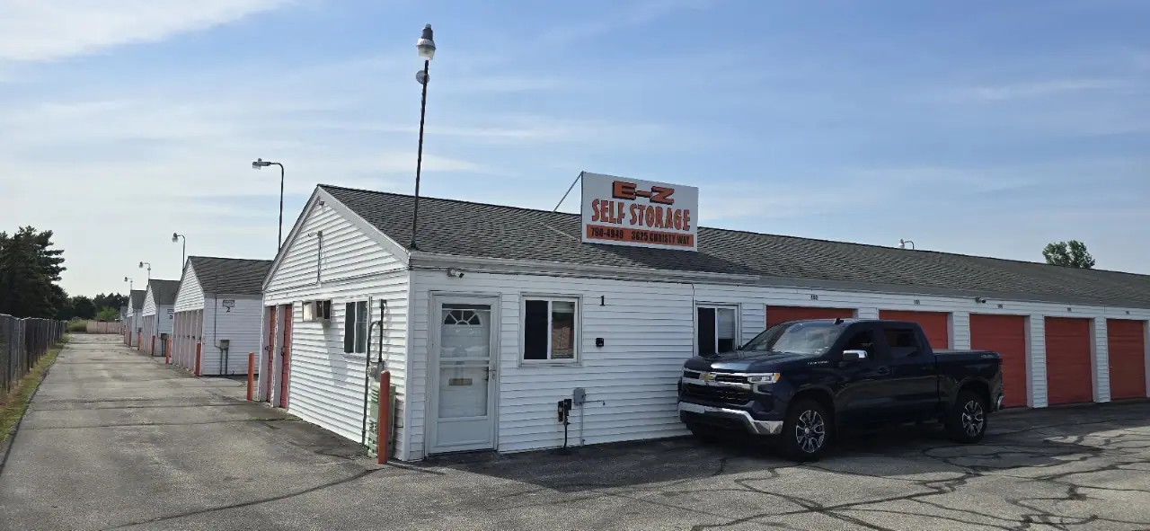 E-Z Self Storage, RV storage in Saginaw