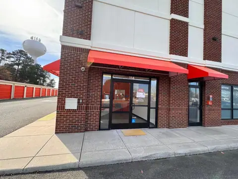 Public Storage photo 3