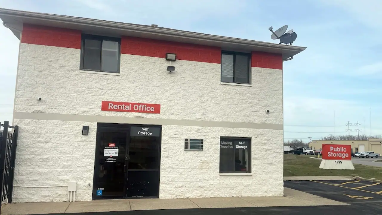 Public Storage, RV storage in Griffith