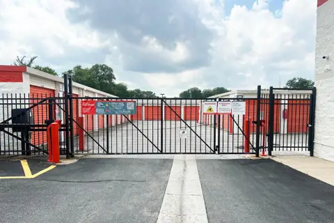 Public Storage photo 2