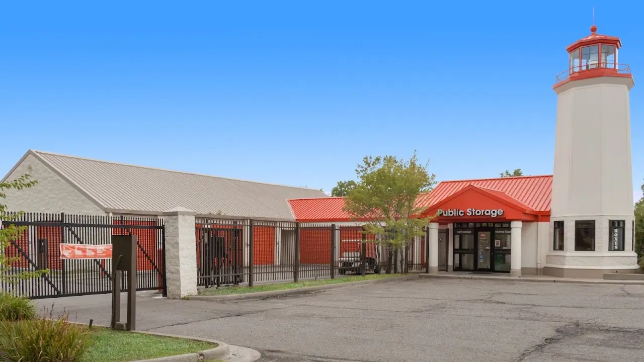 Public Storage, RV storage in Flint