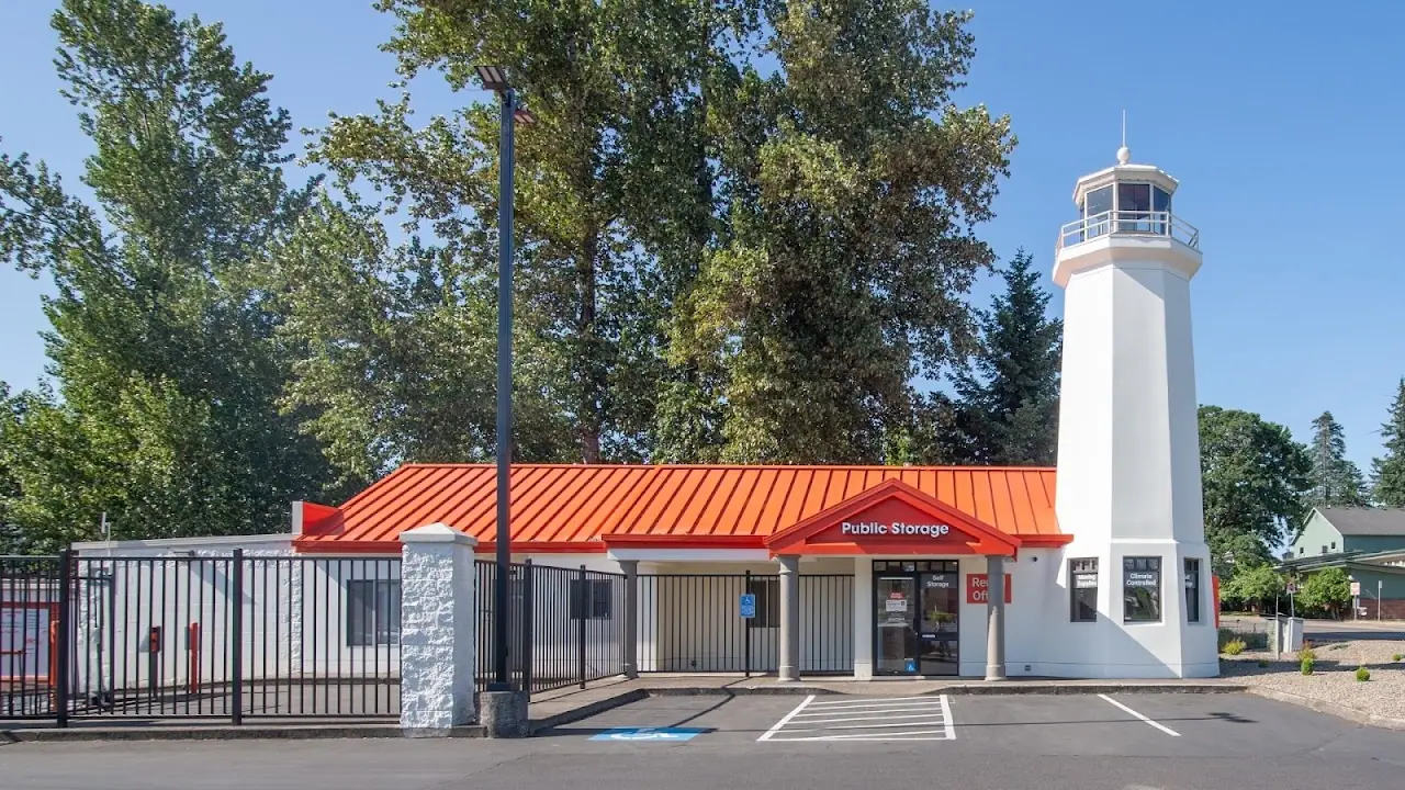 Public Storage, RV storage in Salem