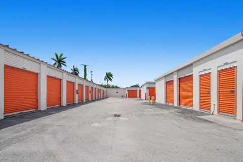 Public Storage photo 2