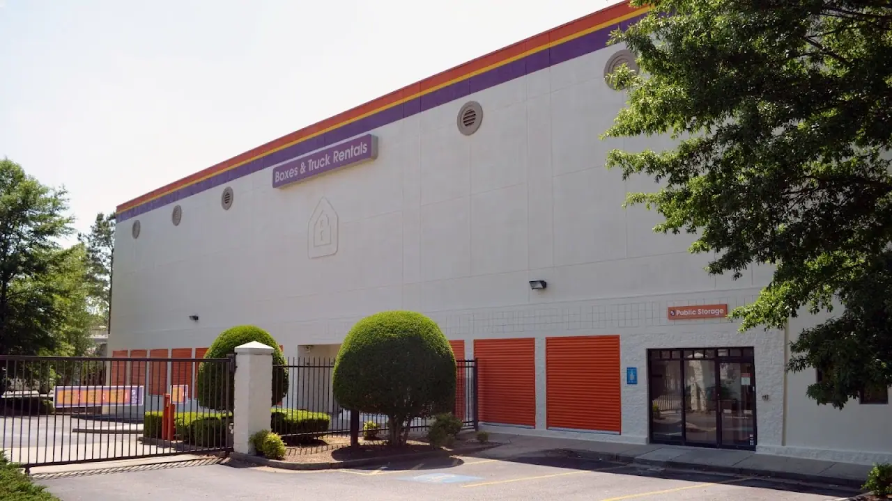 Public Storage, RV storage in Brookhaven