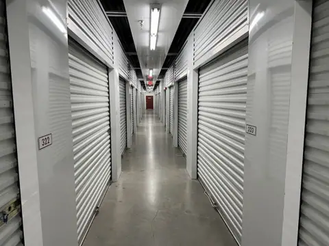 Public Storage photo 2