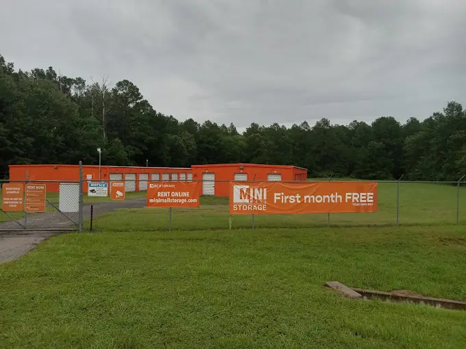 Mini Mall Storage - Huntington, RV storage in Huntington