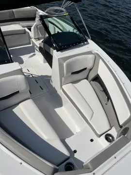 Beacon Detailing | Beacon Marine Services, Storage, Detailing photo 3