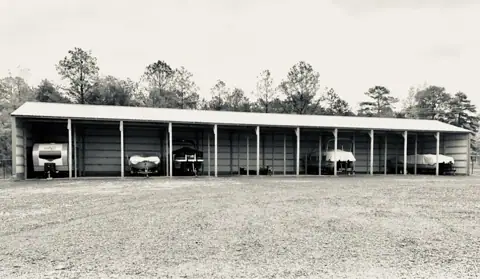 Sugar Loaf Boat/RV Storage in Higden, AR