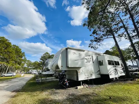 Palm Coast RV Park in Bunnell, FL