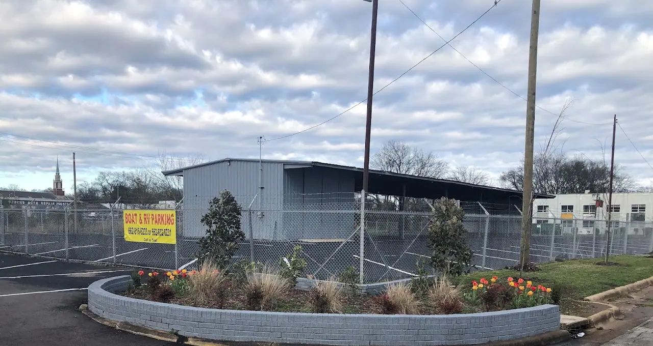 Ashe Street Boat and RV Parking, RV storage in Sheffield