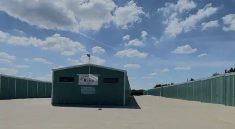 KIKZ Boat & RV Storage photo 3
