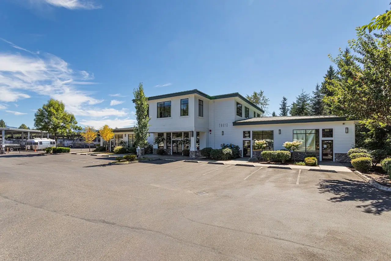 Chateau Storage & Business Park, RV storage in Maple Valley