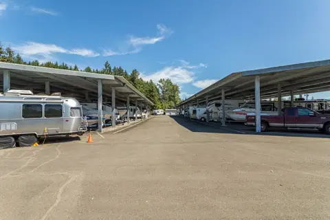 Chateau Storage & Business Park photo 2