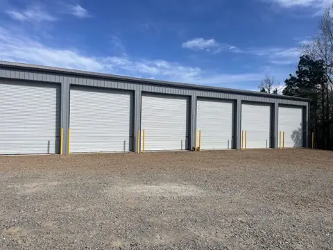 Ruth’s boat and RV storage photo 3