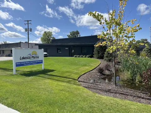 Lakeside Marine Sales & Services, Inc. in Commerce Township, MI
