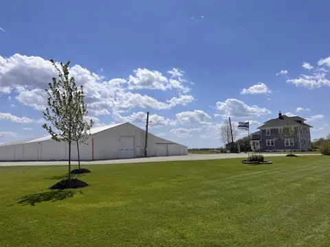 East Gate Storage in Manhattan, IL