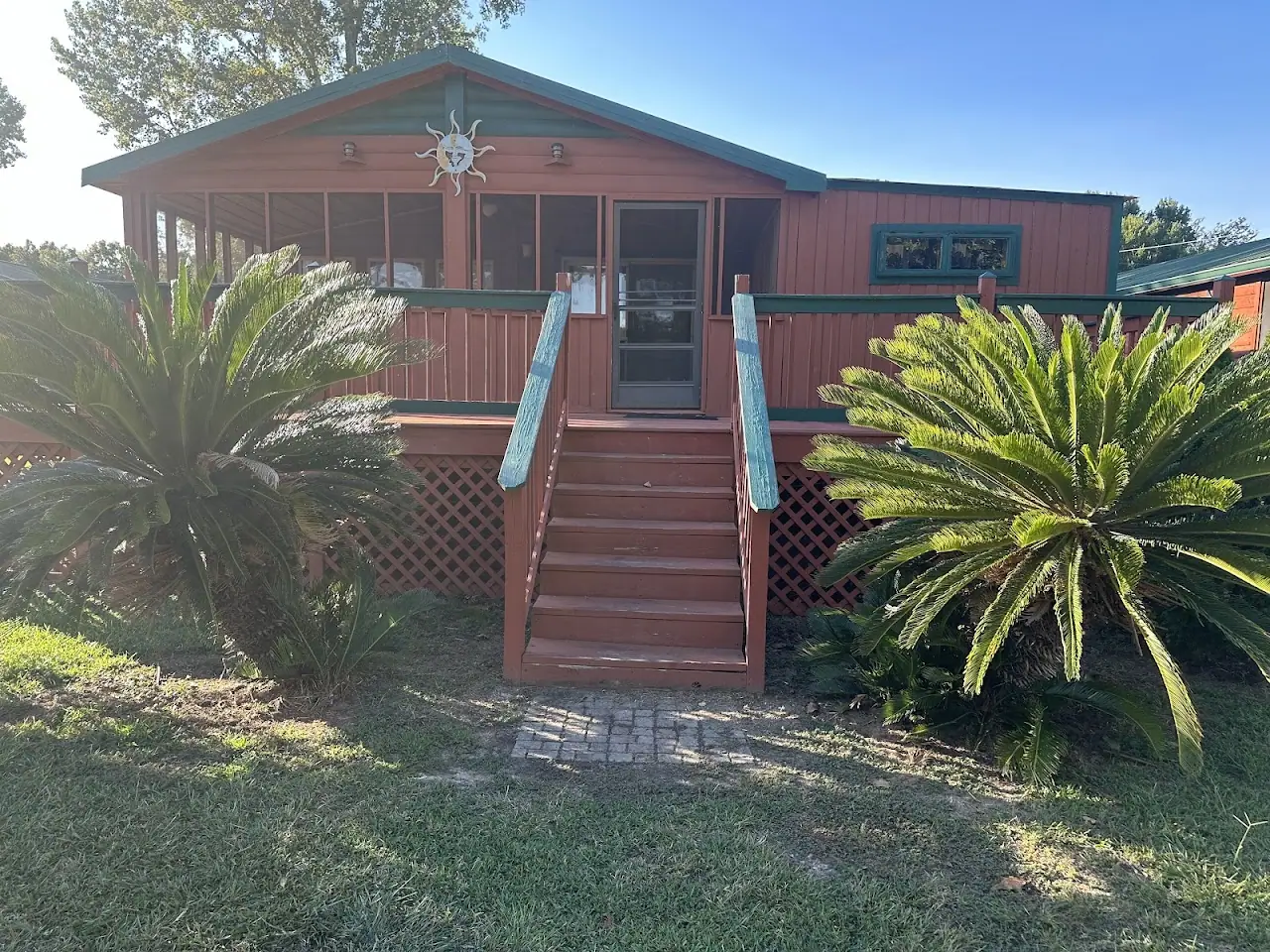 Relaxed Retreat at Carolina King, RV storage in Summerton